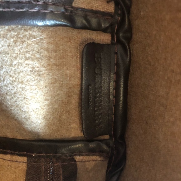 Price drop ❗️Small Burberry makeup case - Picture 4 of 4